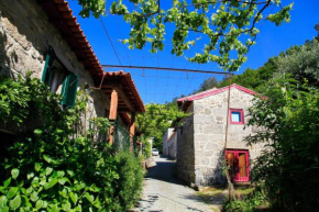 Гостиница Aldeia Turistica de Louredo  Виейра-Ду-Минью